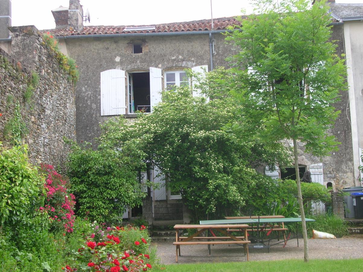 B&B "Les Remparts" Vouvant Zimmer foto